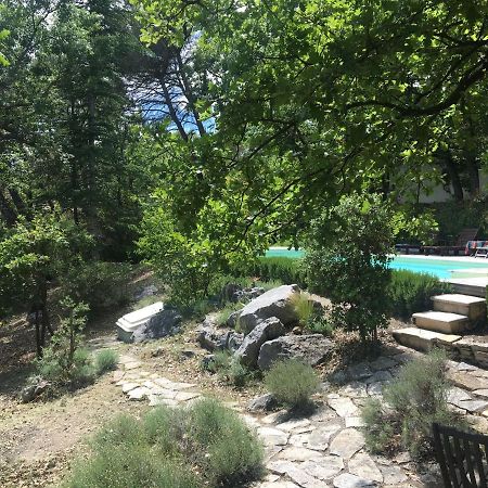 Villa De Carbonelle Pierrevert Экстерьер фото